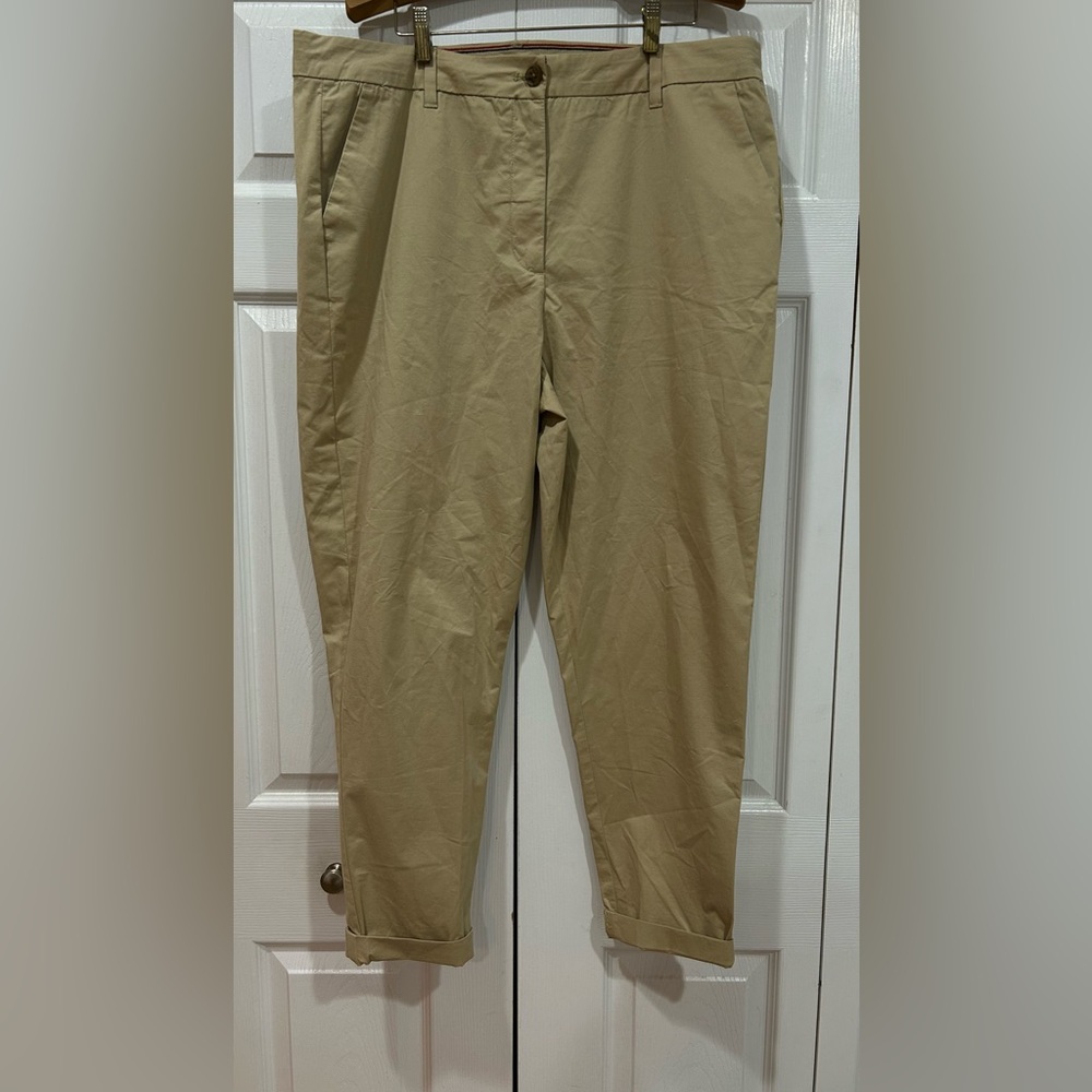 Tommy Hilfiger lightweight classic khakis size 16